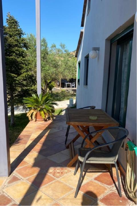 Gasthaus Olive Grove Anavyssos Exterior foto